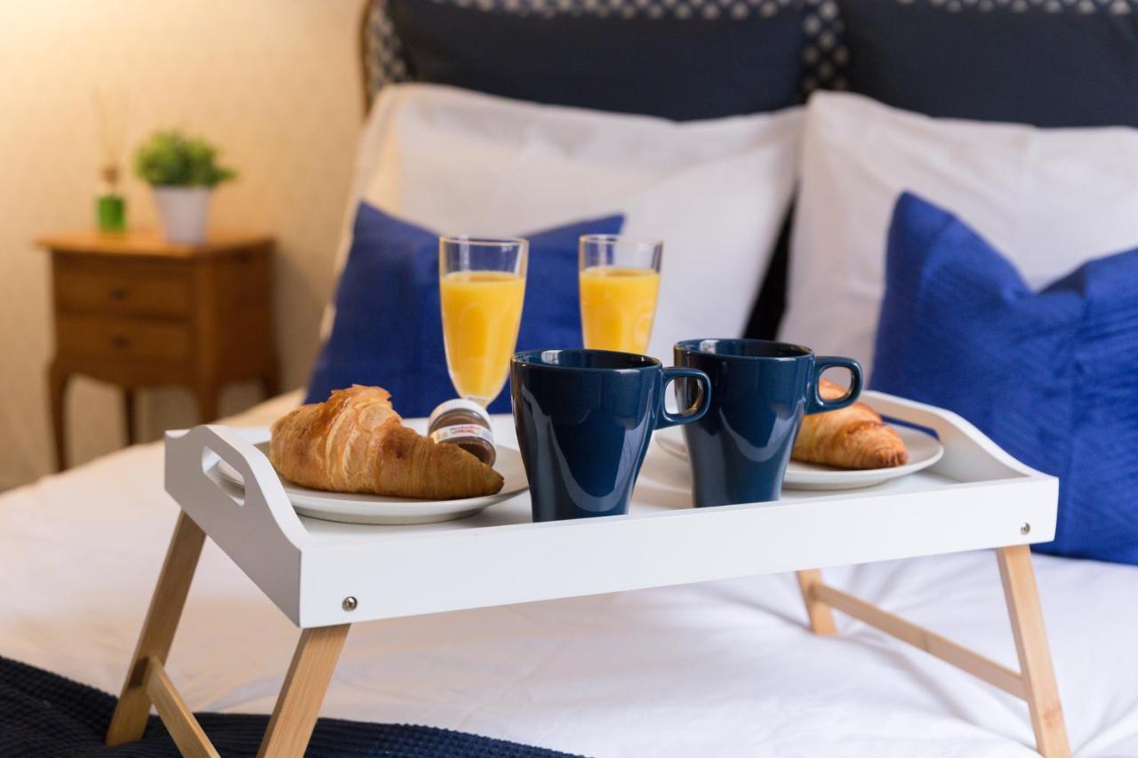 * Le Versaillais*2 Min A Pied Du Chateau Versailles Eksteriør billede