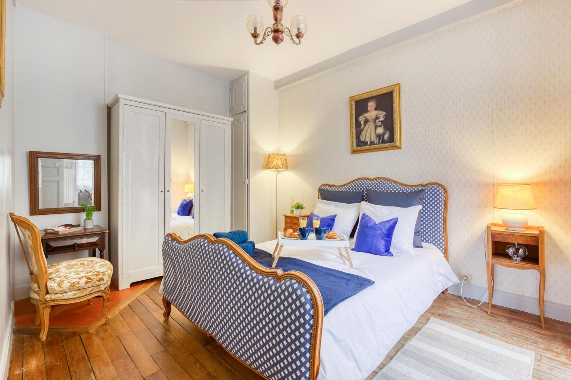 * Le Versaillais*2 Min A Pied Du Chateau Versailles Eksteriør billede